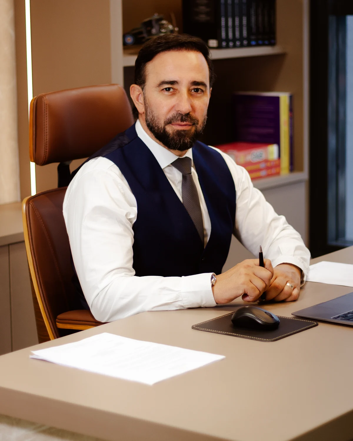 Dr. Robson Ferri